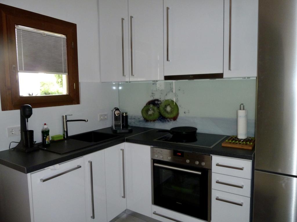 Beach House Nikiti Ngoại thất bức ảnh