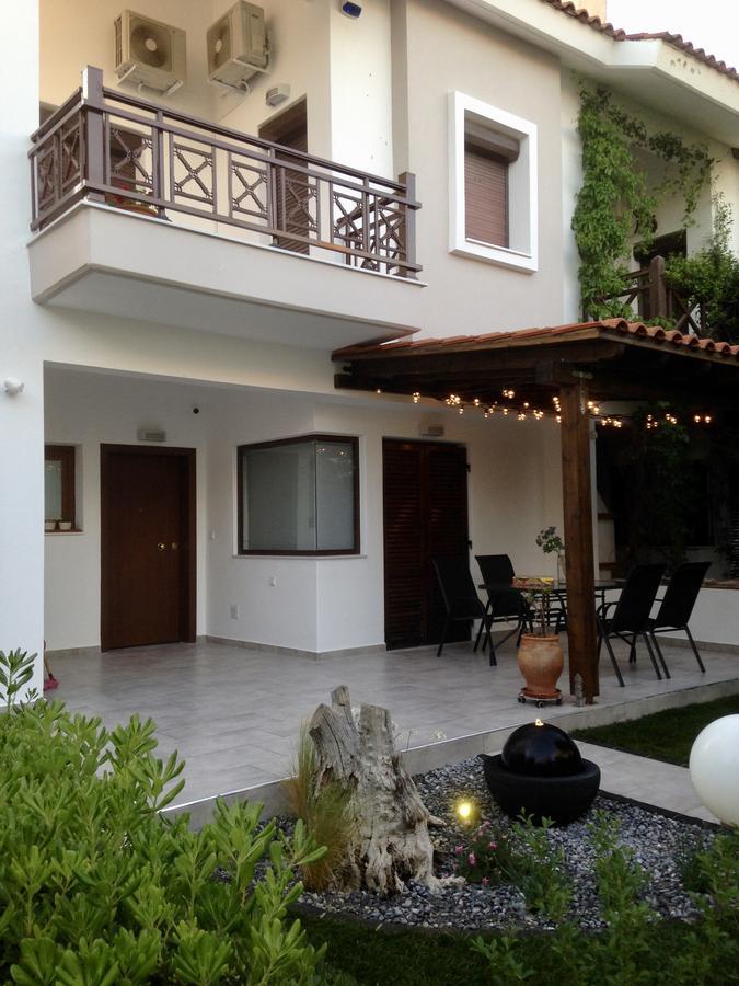 Beach House Nikiti Ngoại thất bức ảnh